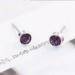 Серьги-гвоздики с фиолетовыми кристаллами