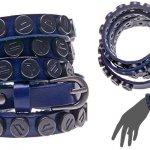 Кожаный браслет с крупными заклепками синий